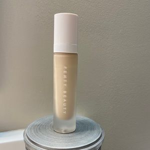Fenty Beauty Soft Matte Longwear Foundation